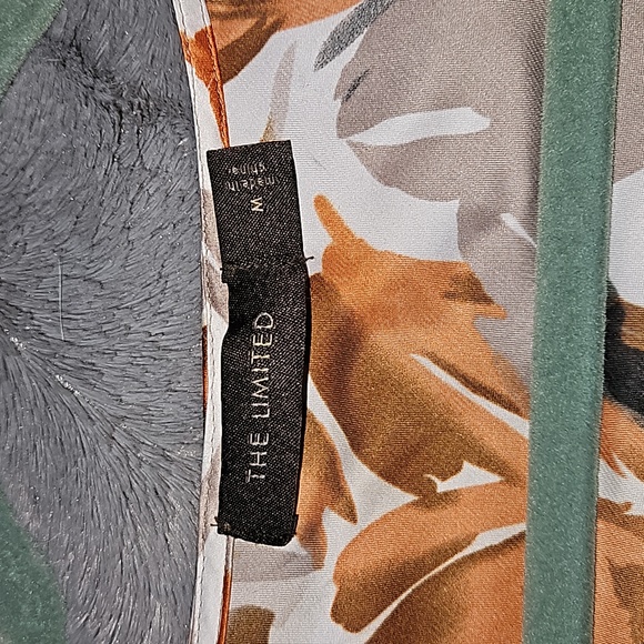 🥰The Limited satin sleeveless - Picture 3 of 4